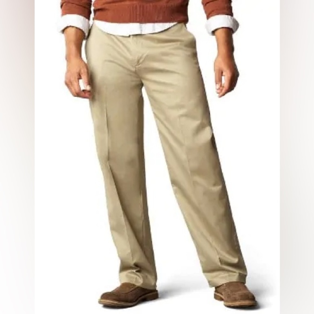 Dockers Men's Khaki Chinos